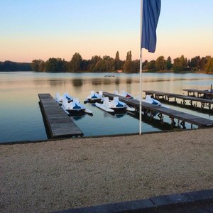 Lake with pedalos at Gentsesteenweg