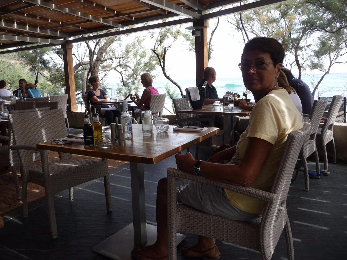 LE FAUTEA BAR PLAGE RESTAURANT, Sainte Lucie De Porto Vecchio Updated
