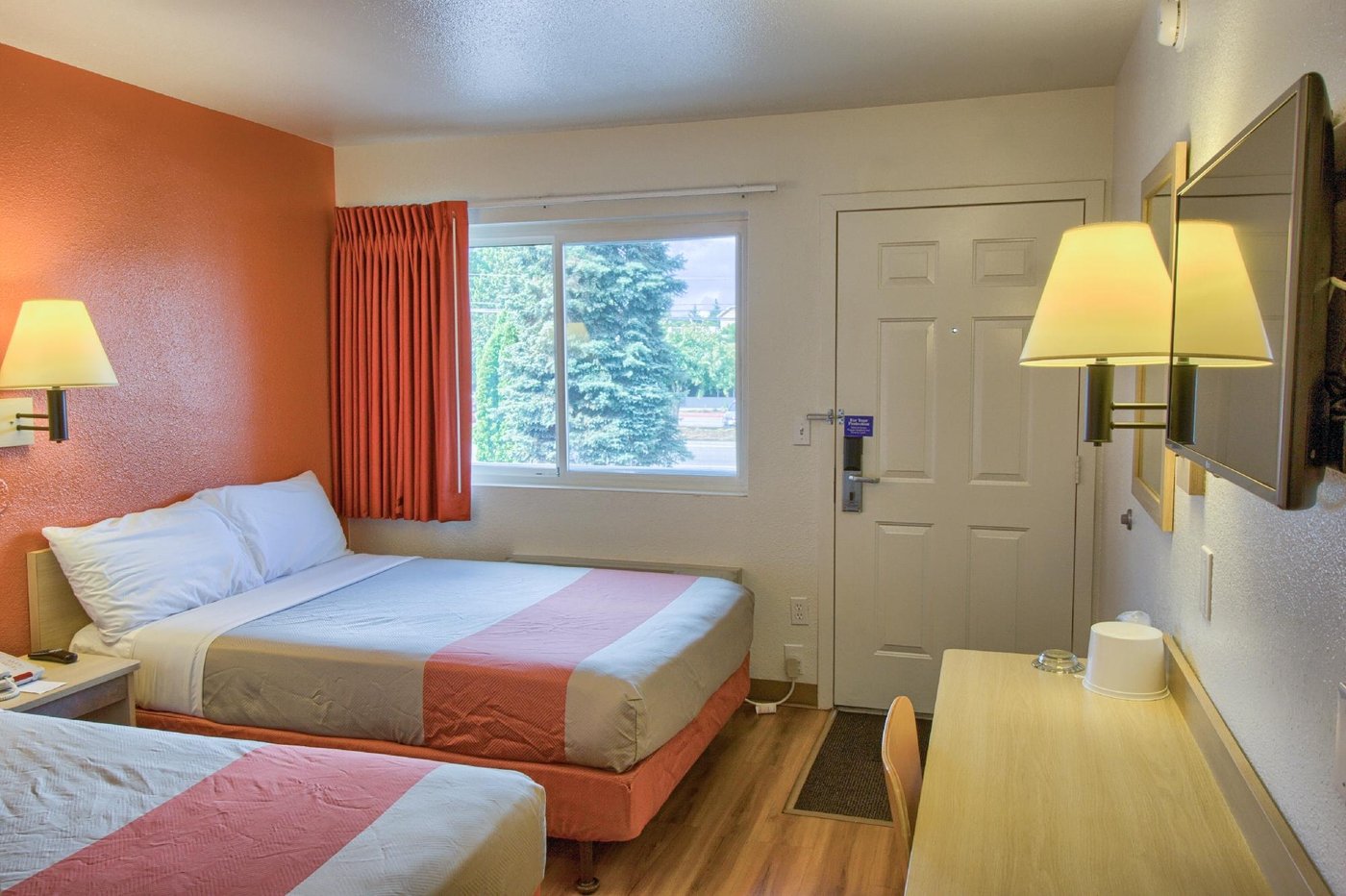 MOTEL 6 EVERETT NORTH (AU$91): 2022 Prices & Reviews (WA) - Photos of