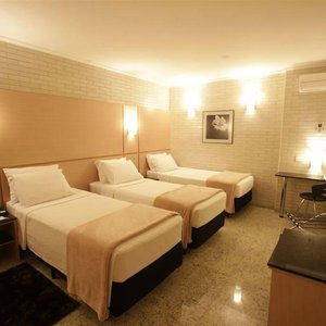 Hotel Confiance - Apartamento Triplo Solteiro