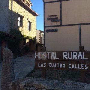 Acceso al Hostal