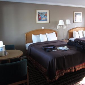 Room - table with two queen beds