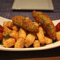 豆腐とアボカドのフライ