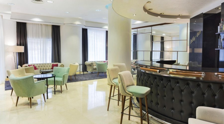 Lobby-Bar