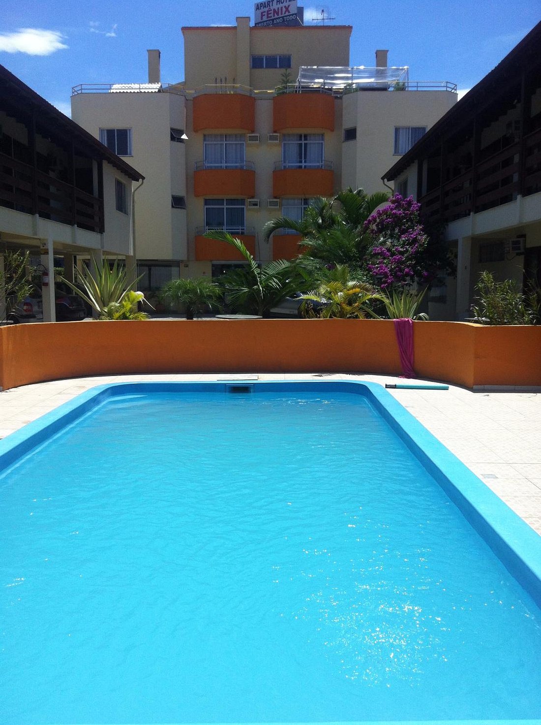 Fenix Apart Hotel, hotel di Florianopolis