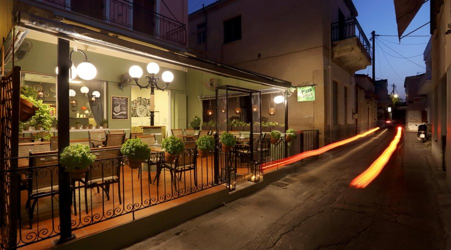 VENUS Pizza  Πρόσοψη Καταστήματος  /  VENUS Pizza Restaurant street view