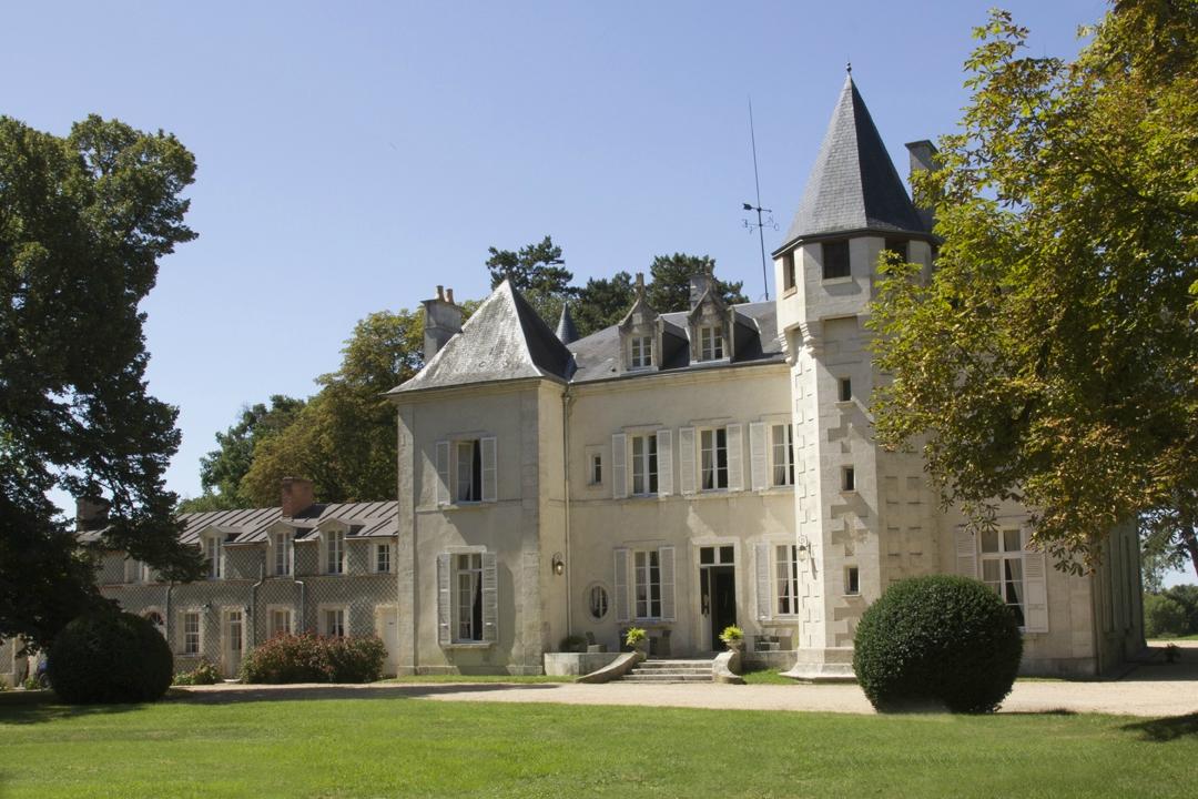 Chateau De Dangy B&B (Reuilly-Sauvigny, France) : Tarifs 2023 Et 13 Avis