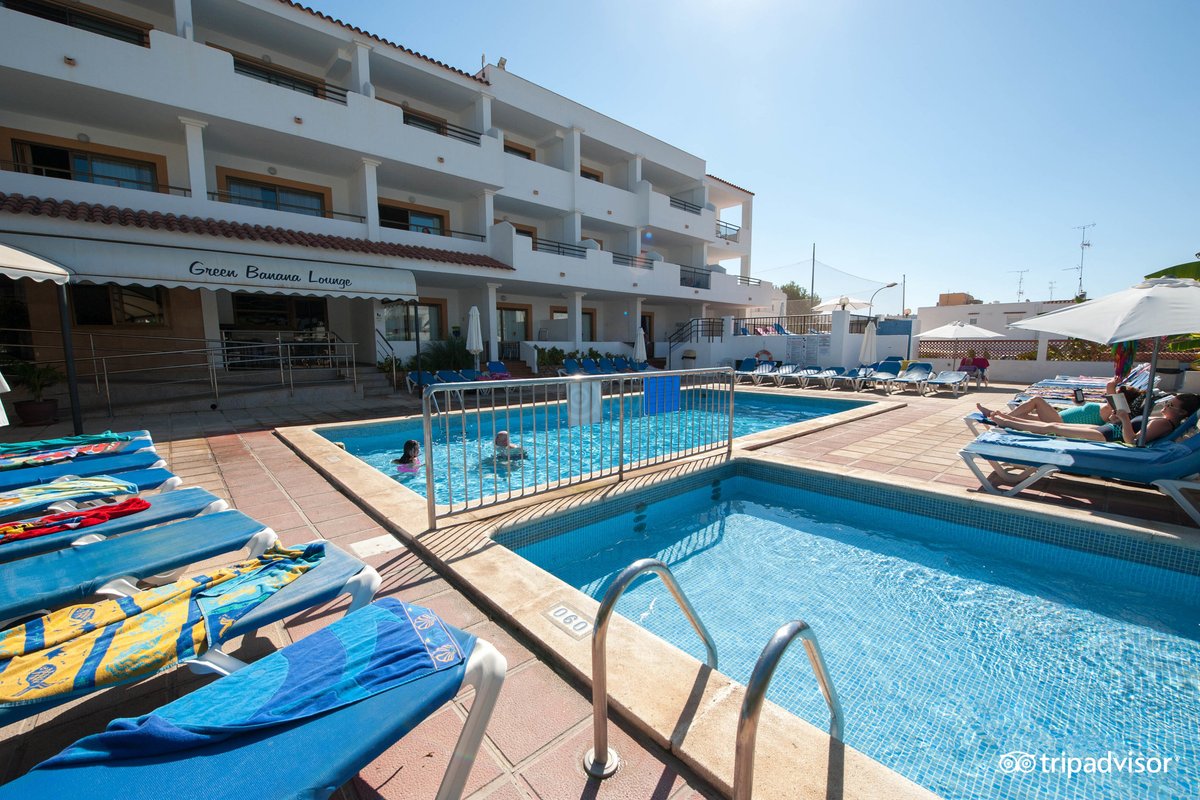 Apartamentos Casa Luis Pool Pictures & Reviews - Tripadvisor