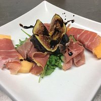 Prosciutto with fresh fig and balsamic glaze