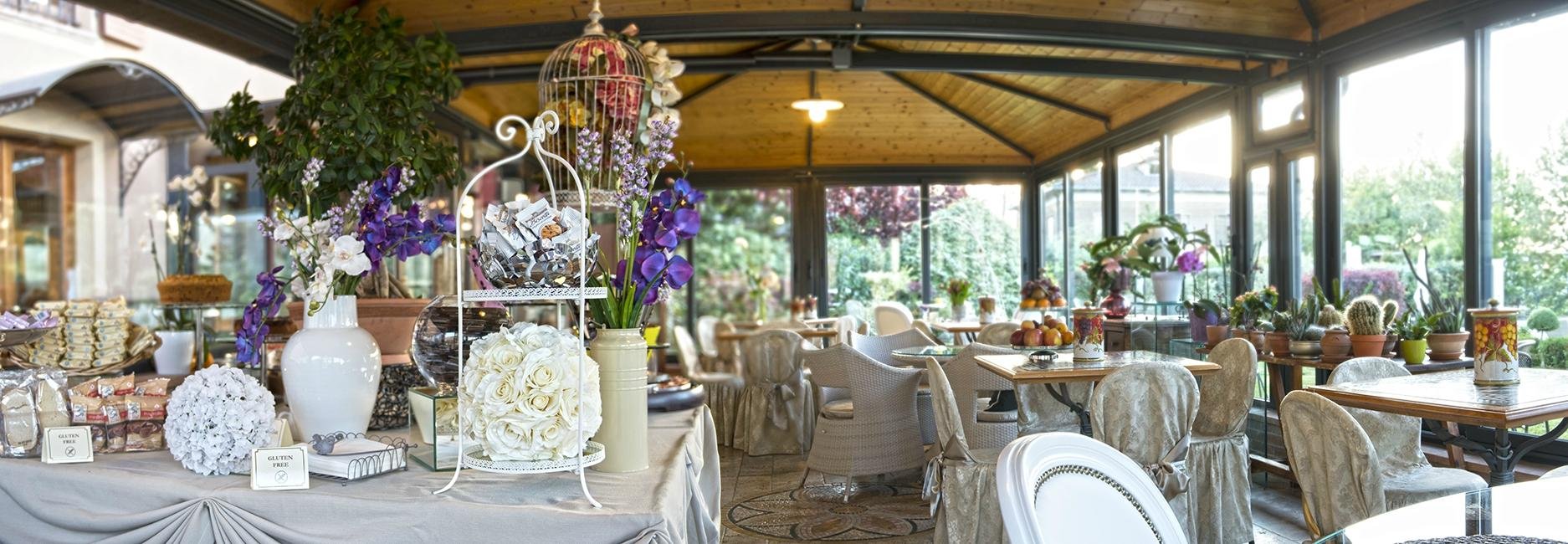 Hotel to Grappolo D'Oro by null