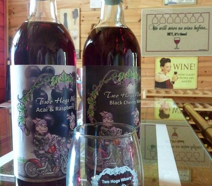 Two Hogs Winery image