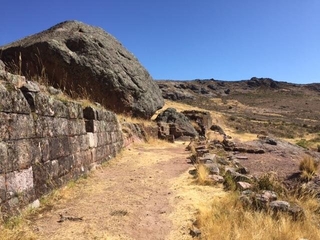 COMPLEJO ARQUEOLÓGICO DE HUAYTARÁ HUANCAVELICA PERÚ