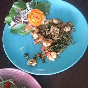 กุ้งผัดพริกเกลือ