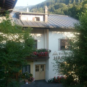 Junges Hotel Zell am See - vie from window