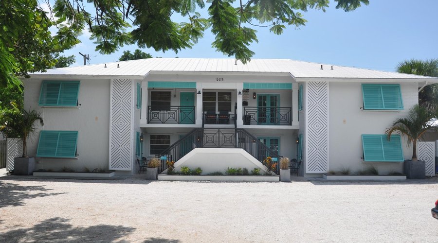 Lido Islander
