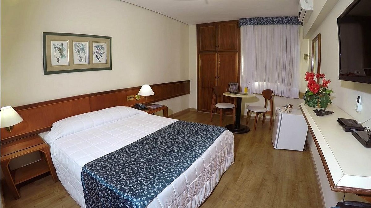Crillon Palace Hotel, khách sạn tại Londrina