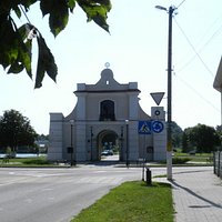 Несвиж. Слуцкие ворота.
