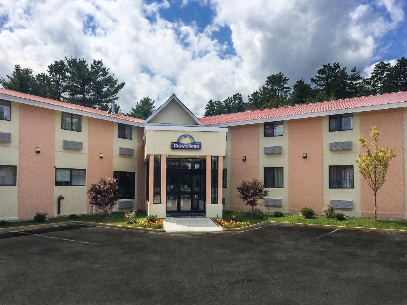 DAYS INN BY WYNDHAM TAMWORTH (NH): 66 fotos, comparação de preços e ...