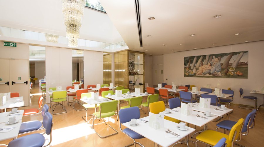 Breakfast Room at the Hotel Albani Roma