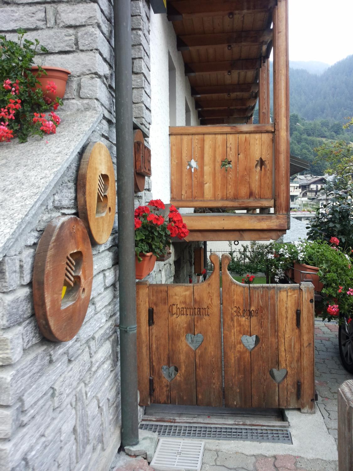 BED & BREAKFAST CHARMANT REPOS - Guest House Reviews (Valtournenche, Italy)