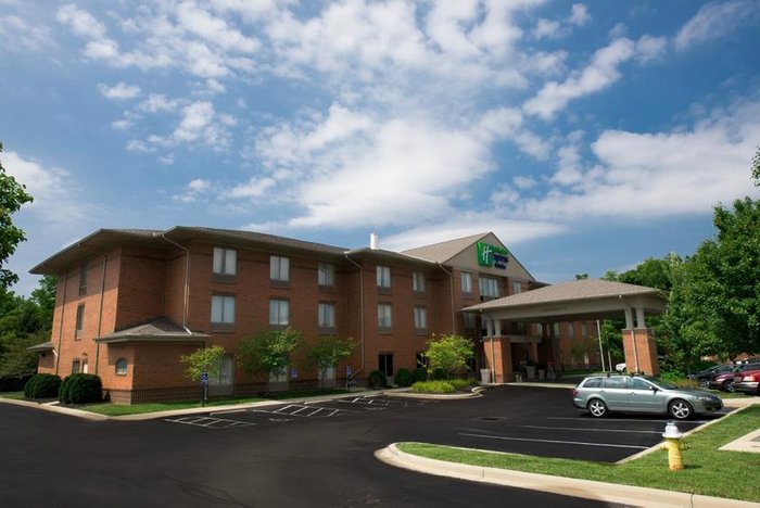 Holiday Inn Express & Suites Dayton-centerville, An Ihg Hotel $109 