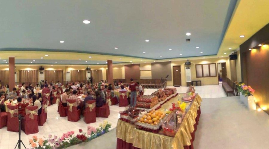 Hall NR