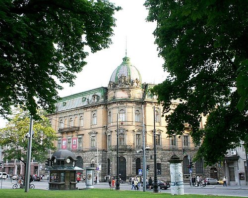 the most famous landmarks in Lviv