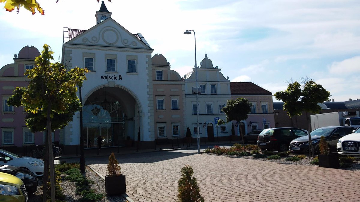 Designer Outlet Warszawa, Пясечно: лучшие советы перед посещением -  Tripadvisor