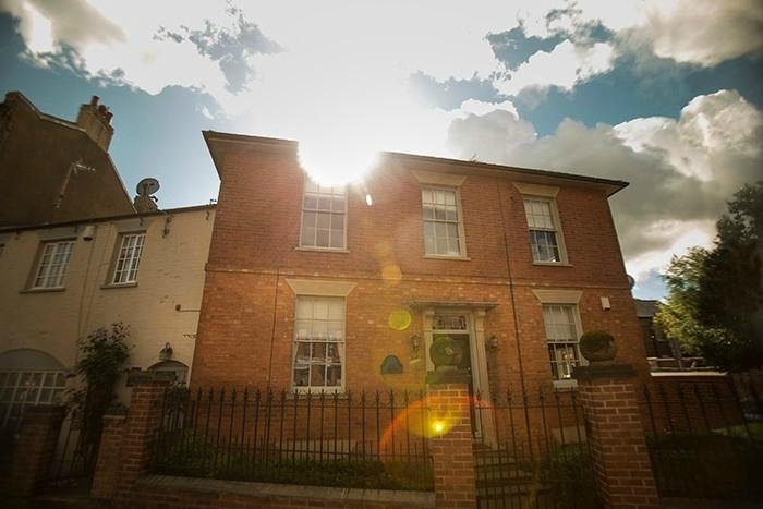 더 홀리스 (The Hollies B&B, Newark-on-Trent) - 호텔 리뷰