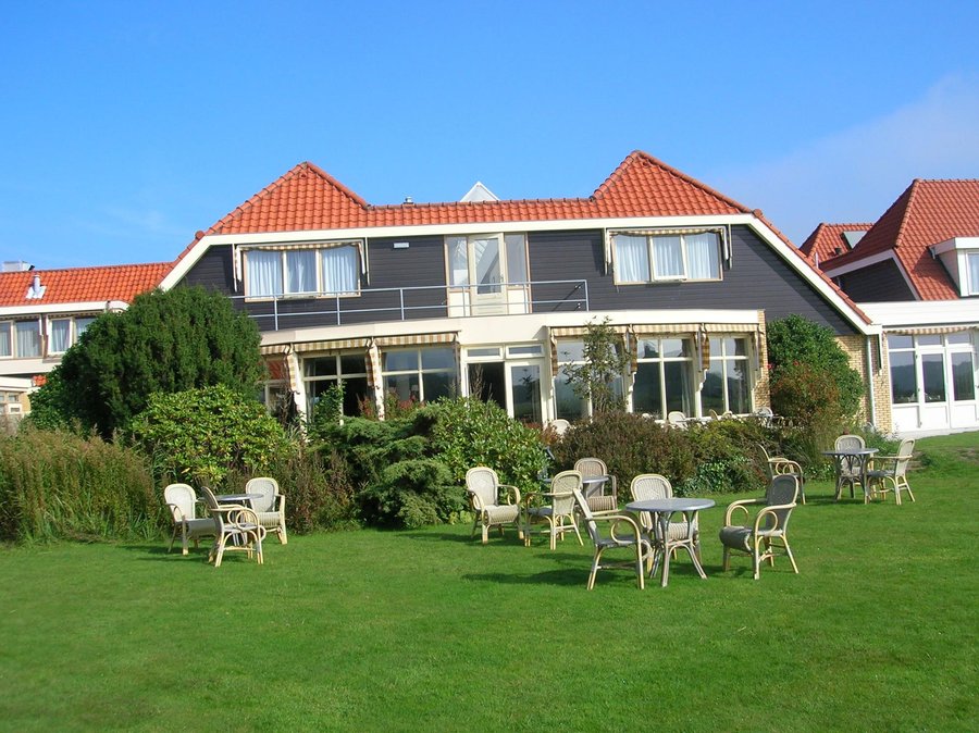 HOTEL TATENHOVE TEXEL - Updated 2021 Prices, Reviews, and Photos (De ...