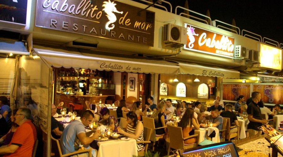 Top quality food for an affordable price on prime location in Puerto Rico, Gran Canaria