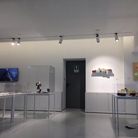 Uno spazio moderno e inaspettato nel
cuore di Barriera di Milano. Collezioni interessanti e orig