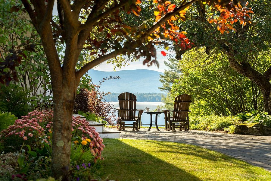 INN AT PLEASANT LAKE - Updated 2021 Prices & B&B Reviews (New London, NH) - Tripadvisor