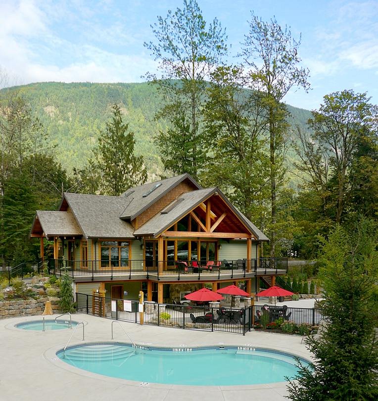 Super, Neighbours in British Columbia: Harrison Hot Springs 5 of 5