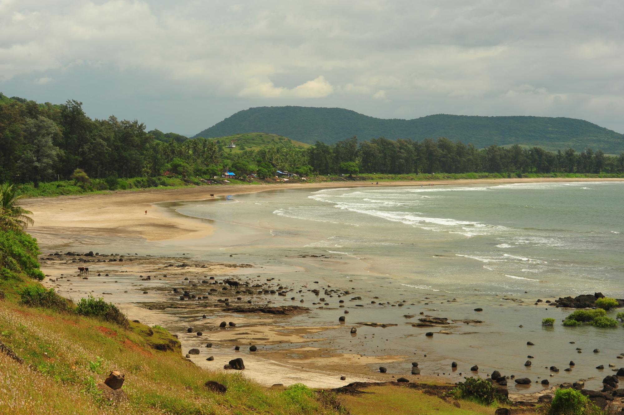 Diveagar beach hi-res stock photography and images - Alamy