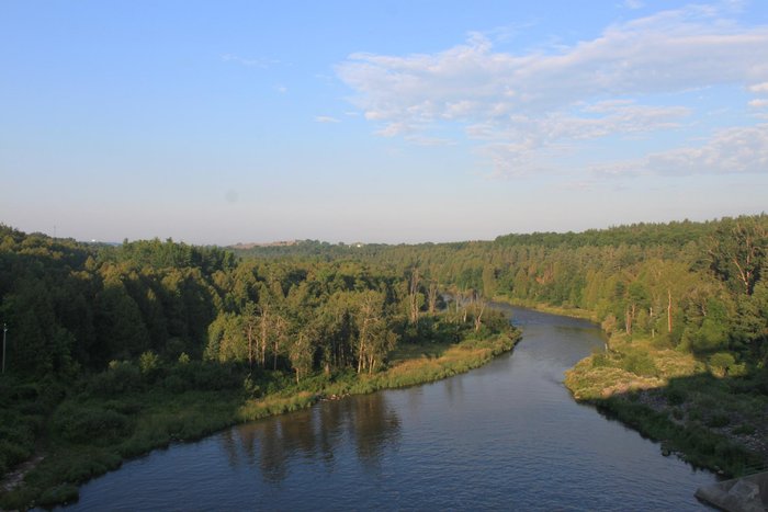 Озеро вид с плотины