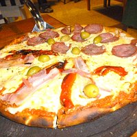 PIZZA RIQUISIMA