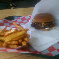 Presley’s Burgers