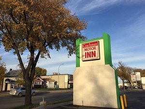 Coachman Inn Motel in Regina, image may contain: Neighborhood, Hotel, City, Street