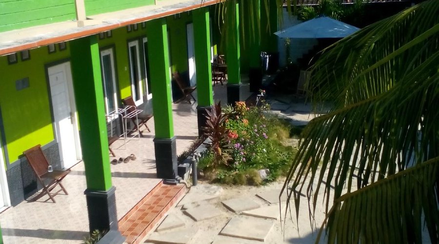 Azza Homestay