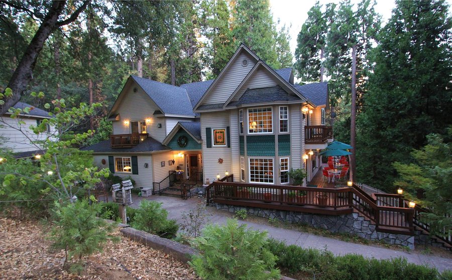 McCaffrey House Bed & Breakfast Inn