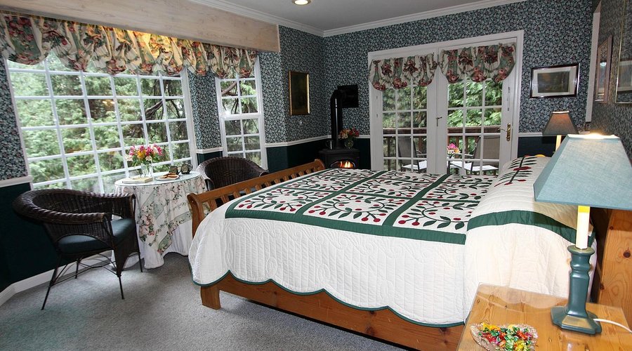 McCaffrey House Bed & Breakfast Inn