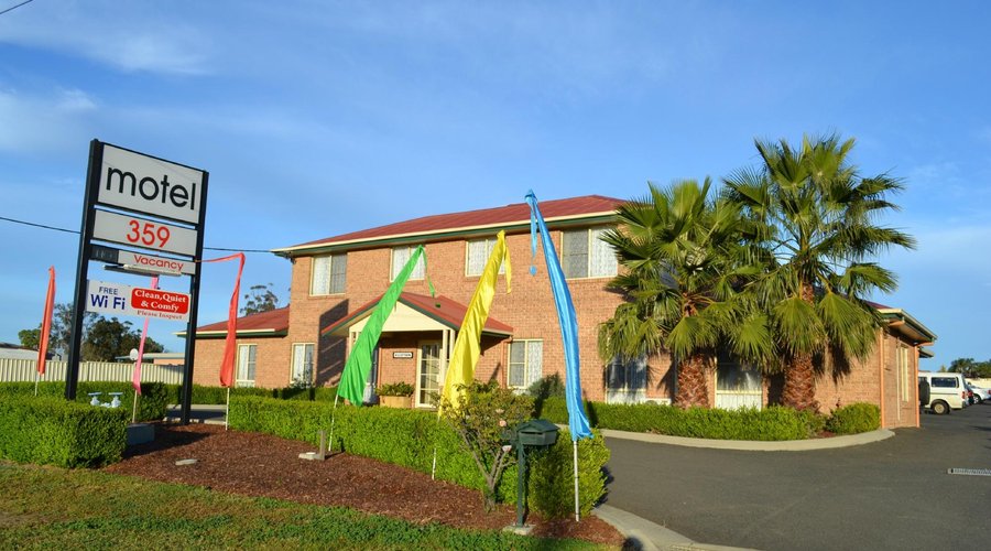 Motel 359
