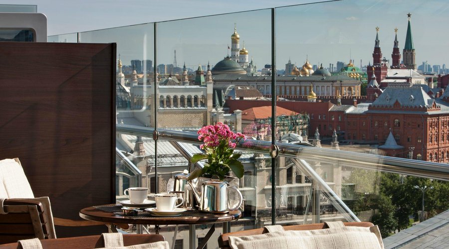 Conservatory Lounge & Bar Terrace
