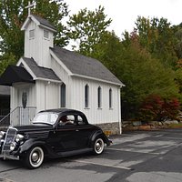 Neat Mini Church in Maggie Valley