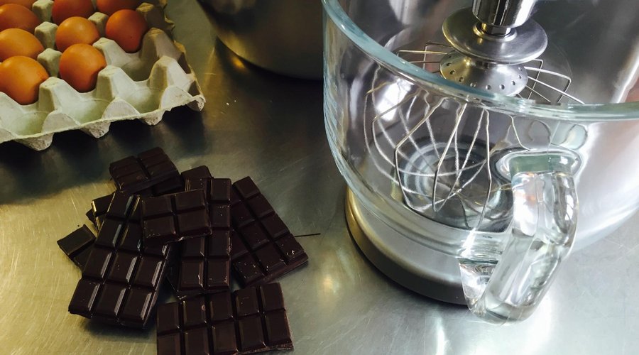 Retrouvez la vraie mousse au chocolat chez Pizza Johnny !