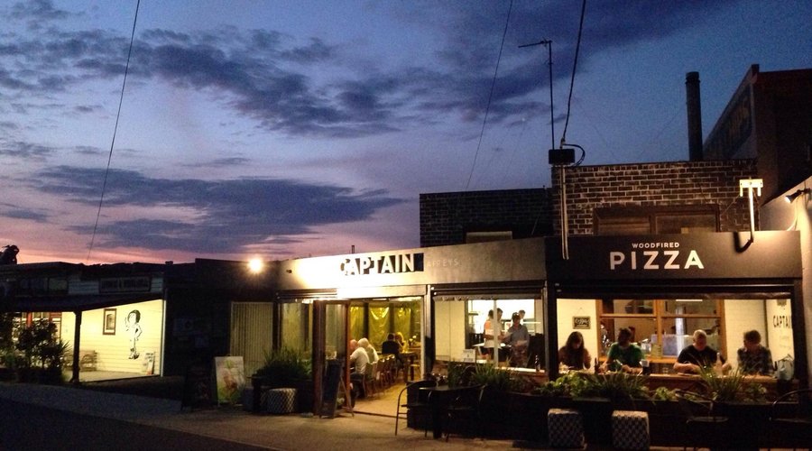 venue- Perfect for pizza & Drinks!