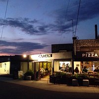 venue- Perfect for pizza & Drinks!