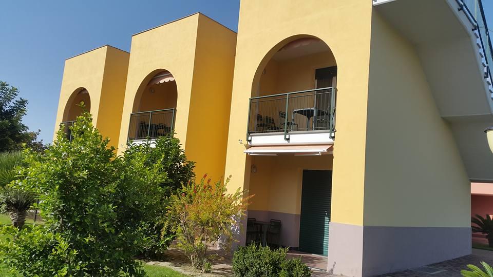 RESIDENCE BORGOMARE - Prices & Condominium Reviews (Albenga, Italy)