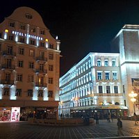 The Opera building by night